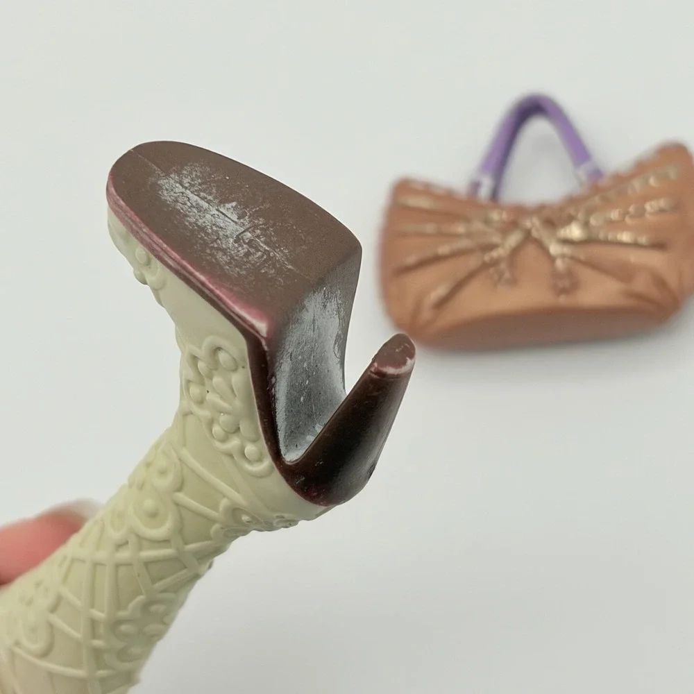 Mattel left shoe